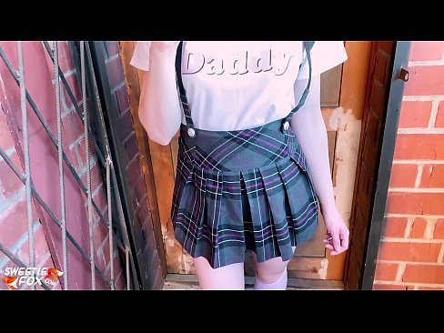 ❤️ ʻO ke kaikamahine kula e ʻū hohonu i kāna dick a hoʻopaʻa ʻia ma mua o nā papa. ❤️❌ Anal video ma haw.prendiporno.ru ❌️❤